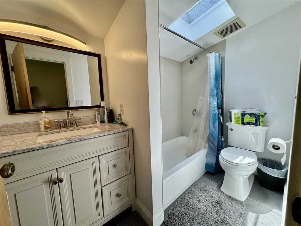 5 bed, 2 bath apartment for rent at 41 Westford St Unit 2, Allston — photo 14 of 27