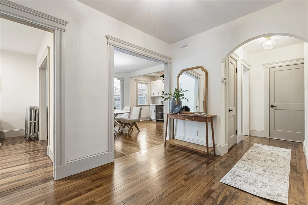 3 bed, 2 bath apartment for rent at 41 Westmoreland Unit 1, Dorchester — photo 15 of 28