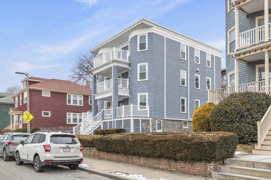 3 bed, 2 bath apartment for rent at 41 Westmoreland Unit 1, Dorchester — photo 20 of 28