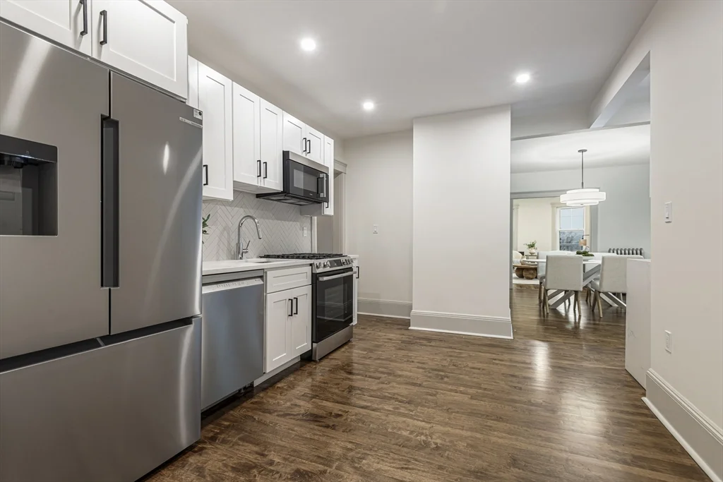 3 bed, 2 bath apartment for rent at 41 Westmoreland Unit 1, Dorchester — photo 9 of 28