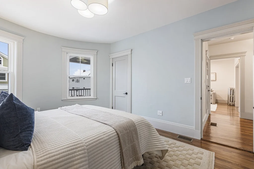 3 bed, 2 bath apartment for rent at 41 Westmoreland Unit 1, Dorchester — photo 13 of 28