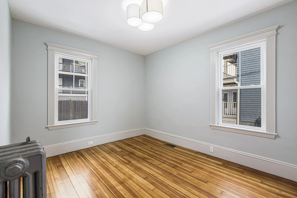 3 bed, 2 bath apartment for rent at 41 Westmoreland Unit 1, Dorchester — photo 21 of 28