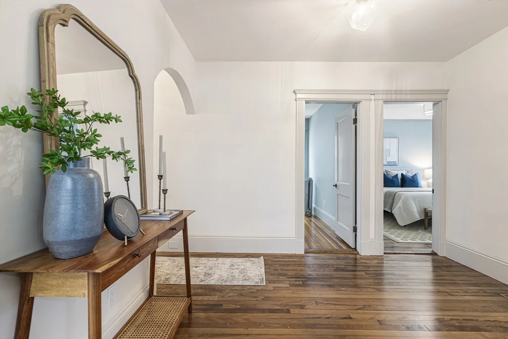3 bed, 2 bath apartment for rent at 41 Westmoreland Unit 1, Dorchester — photo 14 of 28