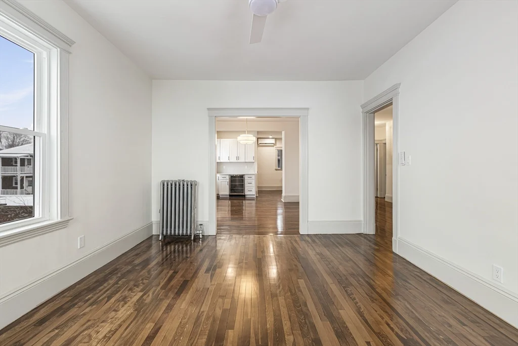 3 bed, 1 bath apartment for rent at 41 Westmoreland Unit 3, Dorchester — photo 10 of 22