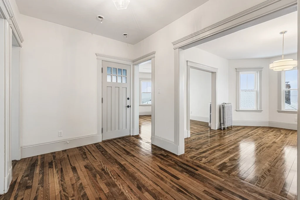 3 bed, 1 bath apartment for rent at 41 Westmoreland Unit 3, Dorchester — photo 18 of 22