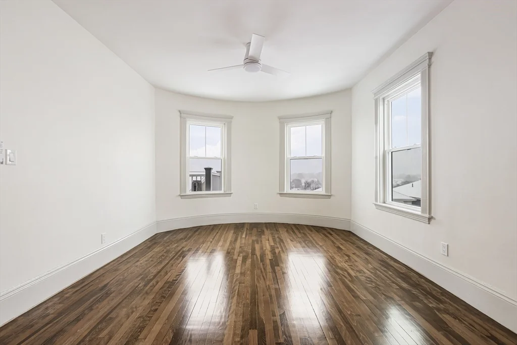 3 bed, 1 bath apartment for rent at 41 Westmoreland Unit 3, Dorchester — photo 9 of 22