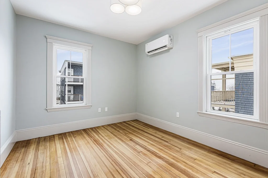 3 bed, 1 bath apartment for rent at 41 Westmoreland Unit 3, Dorchester — photo 16 of 22
