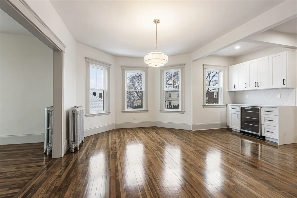 3 bed, 1 bath apartment for rent at 41 Westmoreland Unit 3, Dorchester — photo 8 of 22