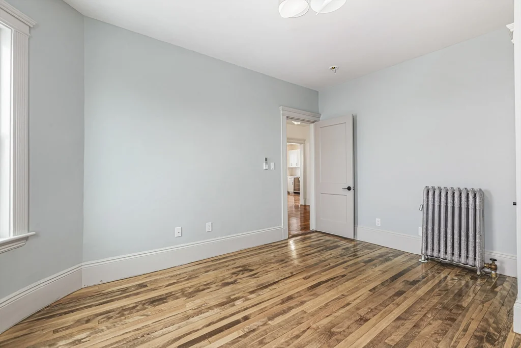 3 bed, 1 bath apartment for rent at 41 Westmoreland Unit 3, Dorchester — photo 12 of 22