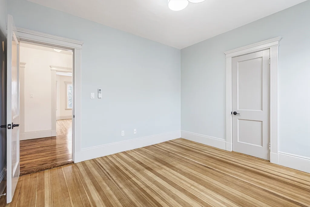 3 bed, 1 bath apartment for rent at 41 Westmoreland Unit 3, Dorchester — photo 14 of 22
