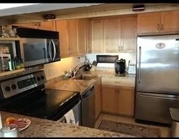 2 bed, 1 bath apartment for rent at 41 Wharf Path Unit 41, Marblehead — photo 6 of 11