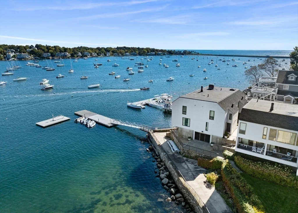 2 bed, 1 bath apartment for rent at 41 Wharf Patth Unit 41, Marblehead — photo 21 of 22