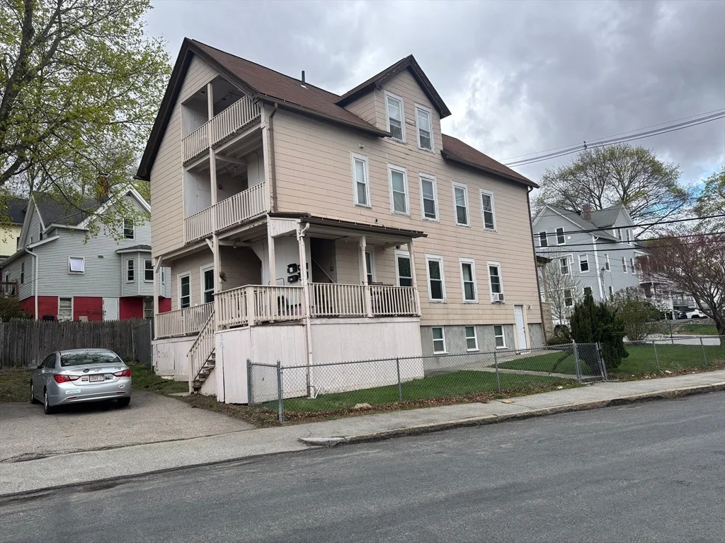 1 bed, 1 bath apartment for rent at 41 Whipple St Unit 3, Worcester — photo 23 of 26