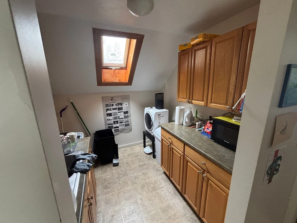 1 bed, 1 bath apartment for rent at 41 Whipple St Unit 3, Worcester — photo 13 of 26