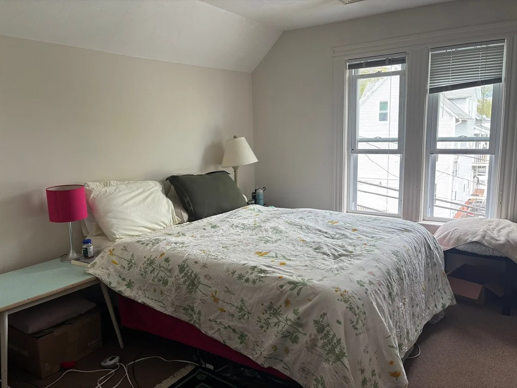 1 bed, 1 bath apartment for rent at 41 Whipple St Unit 3, Worcester — photo 15 of 26