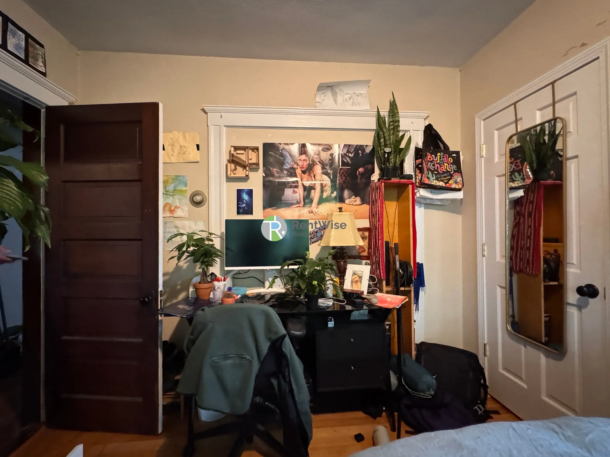 6 bed, 2 bath apartment for rent at 41 Whitfield Rd Unit 1, Tufts — photo 11 of 22