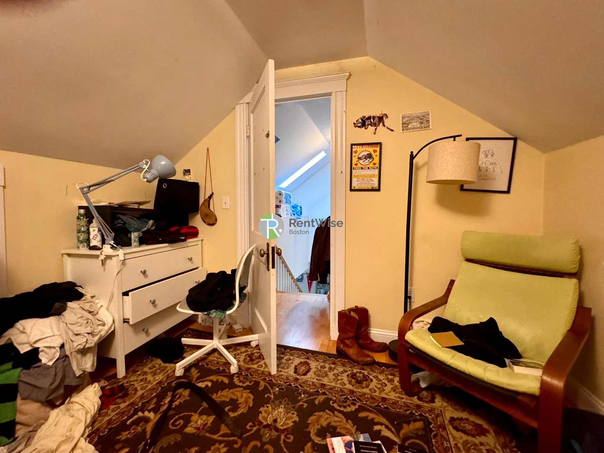 6 bed, 2 bath apartment for rent at 41 Whitfield Rd Unit 1, Tufts — photo 17 of 22