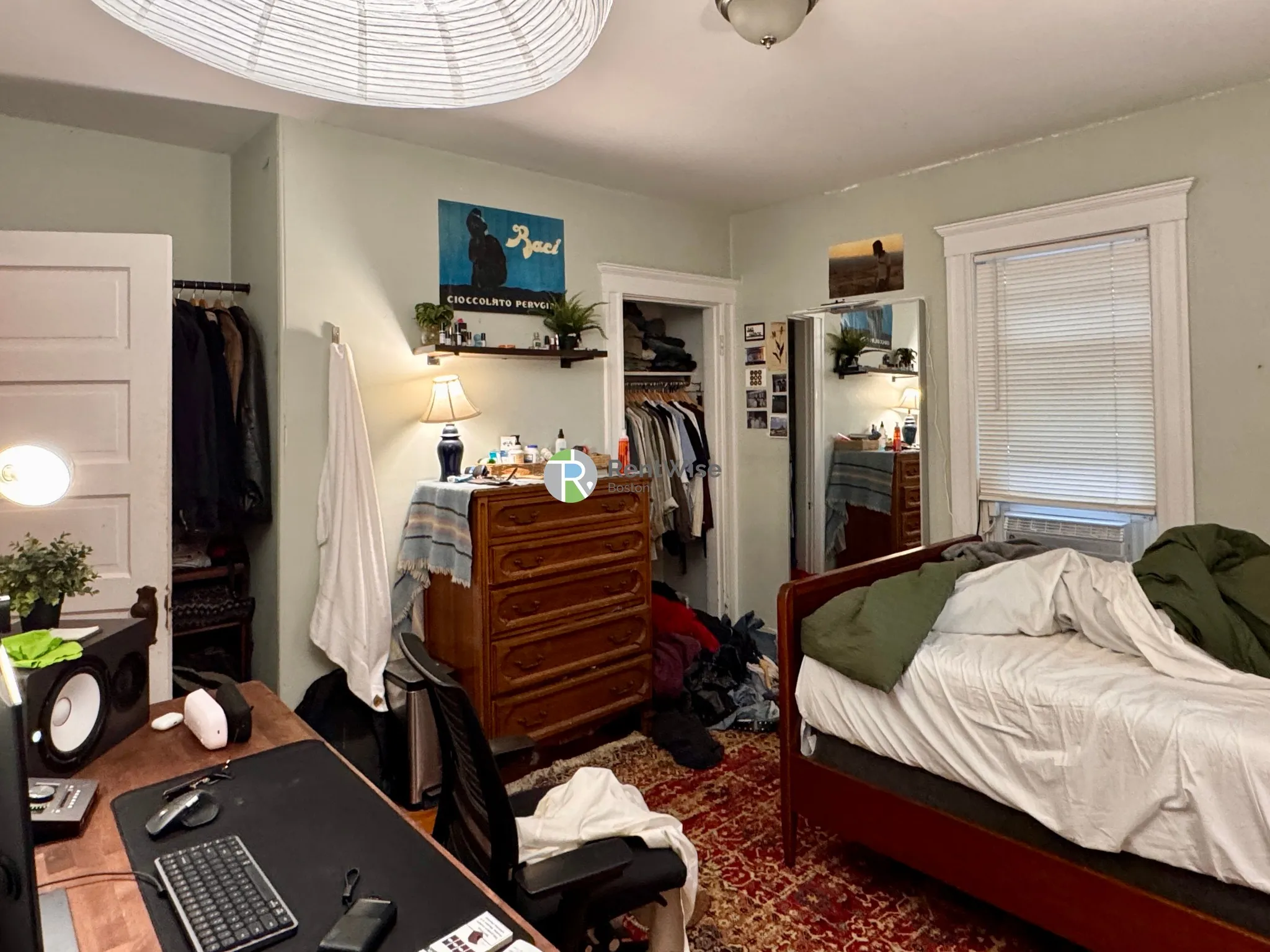 6 bed, 2 bath apartment for rent at 41 Whitfield Rd Unit 1, Tufts — photo 8 of 22