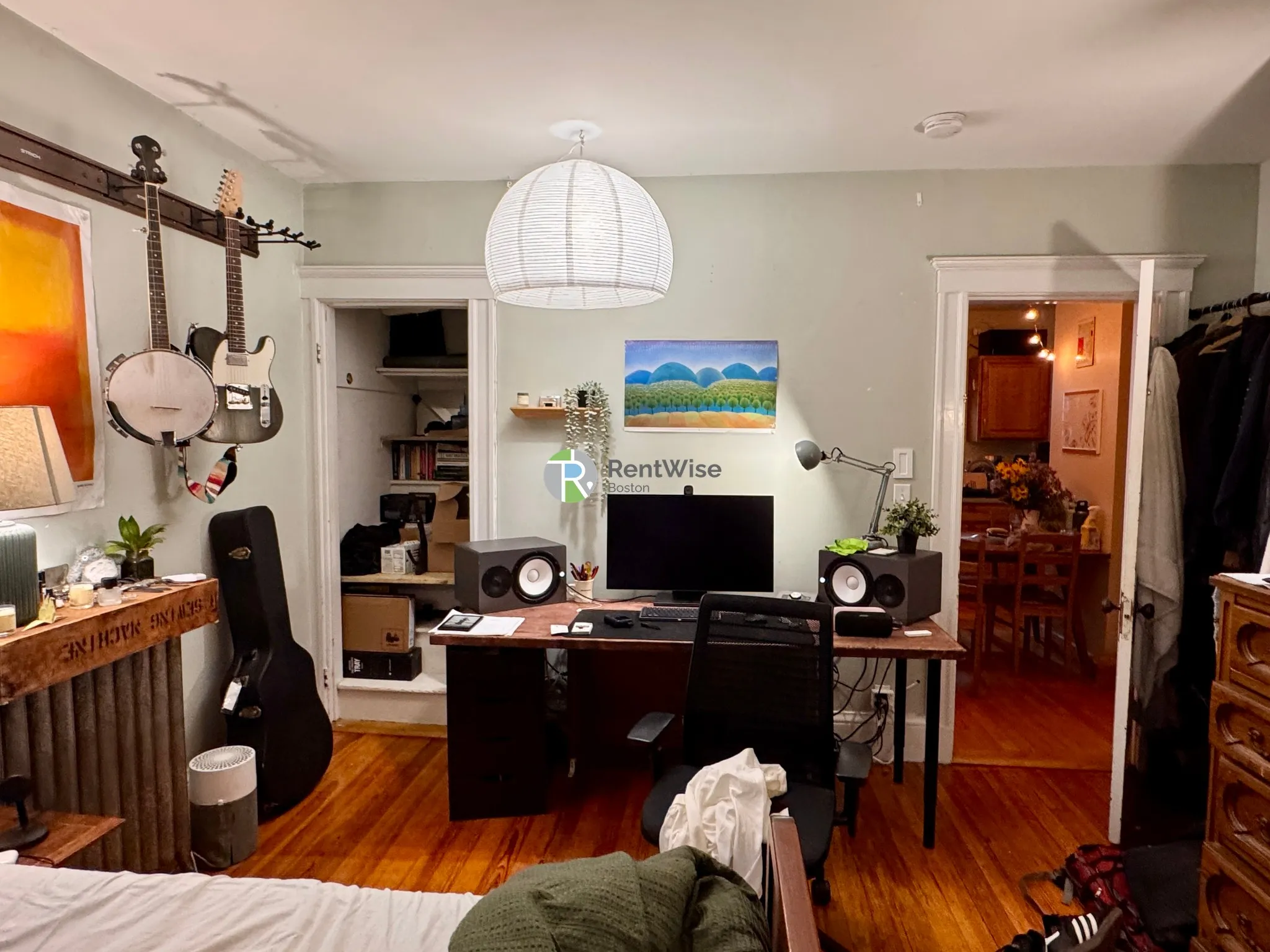 6 bed, 2 bath apartment for rent at 41 Whitfield Rd Unit 1, Tufts — photo 7 of 22