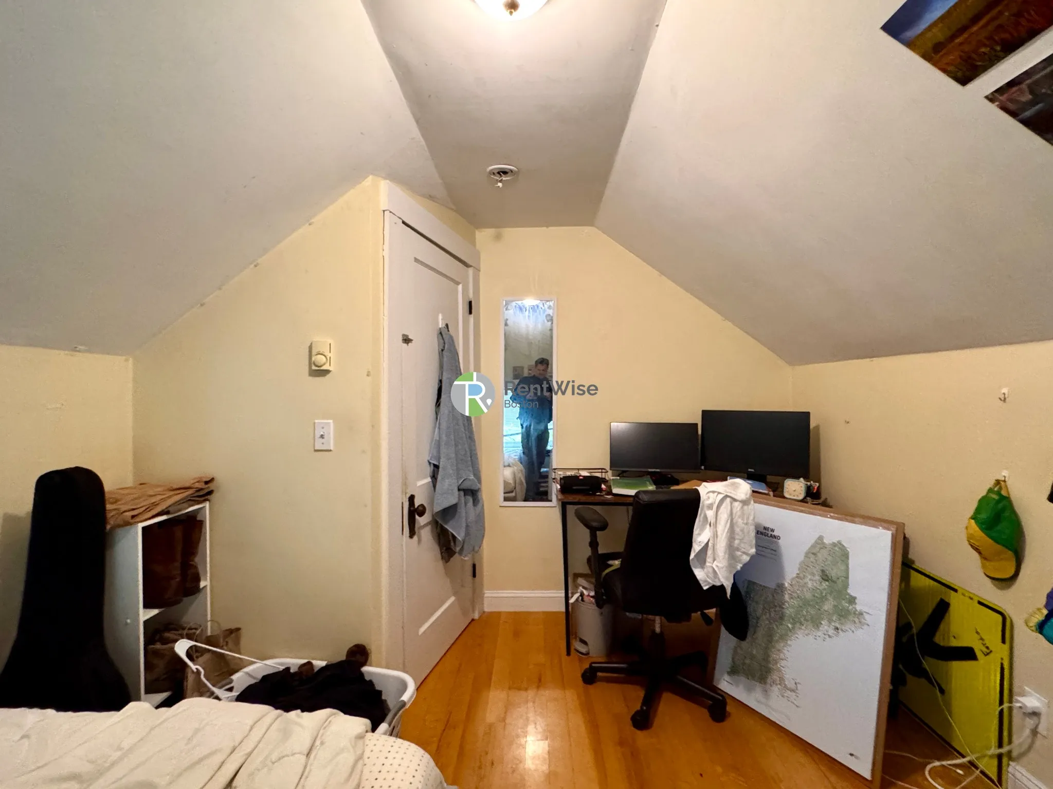 6 bed, 2 bath apartment for rent at 41 Whitfield Rd Unit 1, Tufts — photo 21 of 22