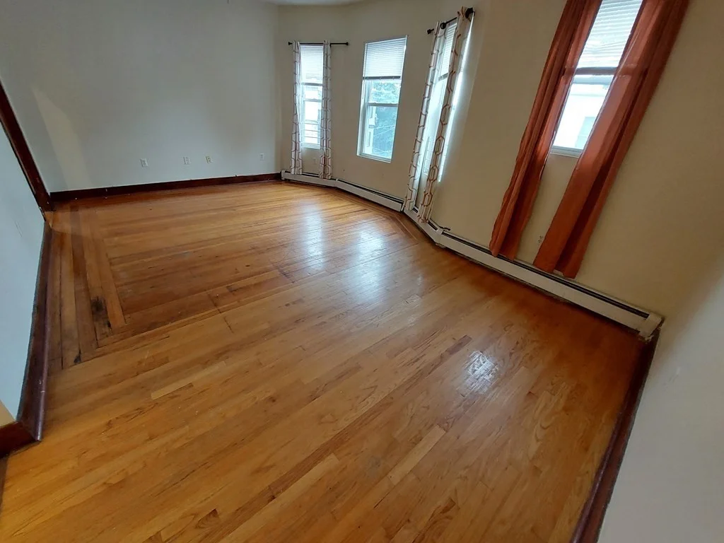 3 bed, 1 bath apartment for rent at 41 Wildwood St Unit 2, Dorchester — photo 6 of 11