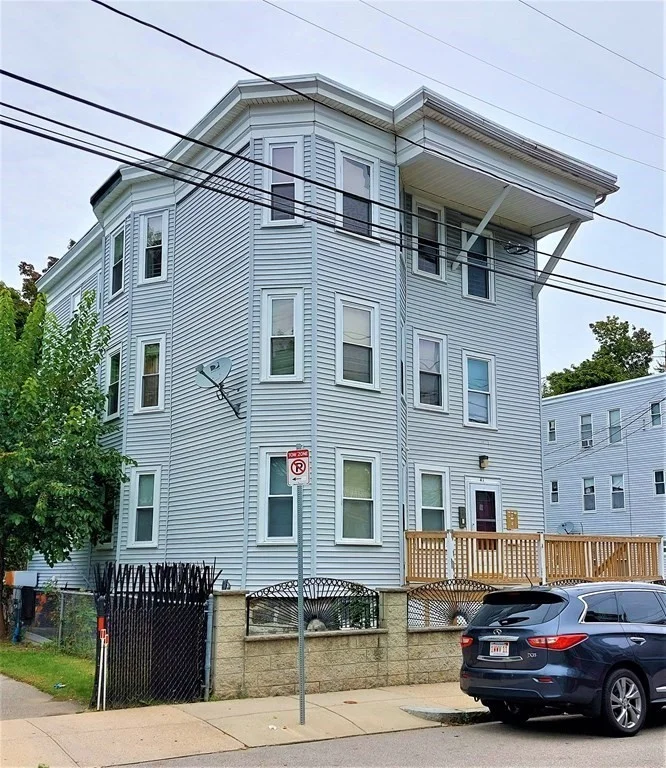 3 bed, 1 bath apartment for rent at 41 Wildwood St Unit 2, Dorchester — photo 11 of 11