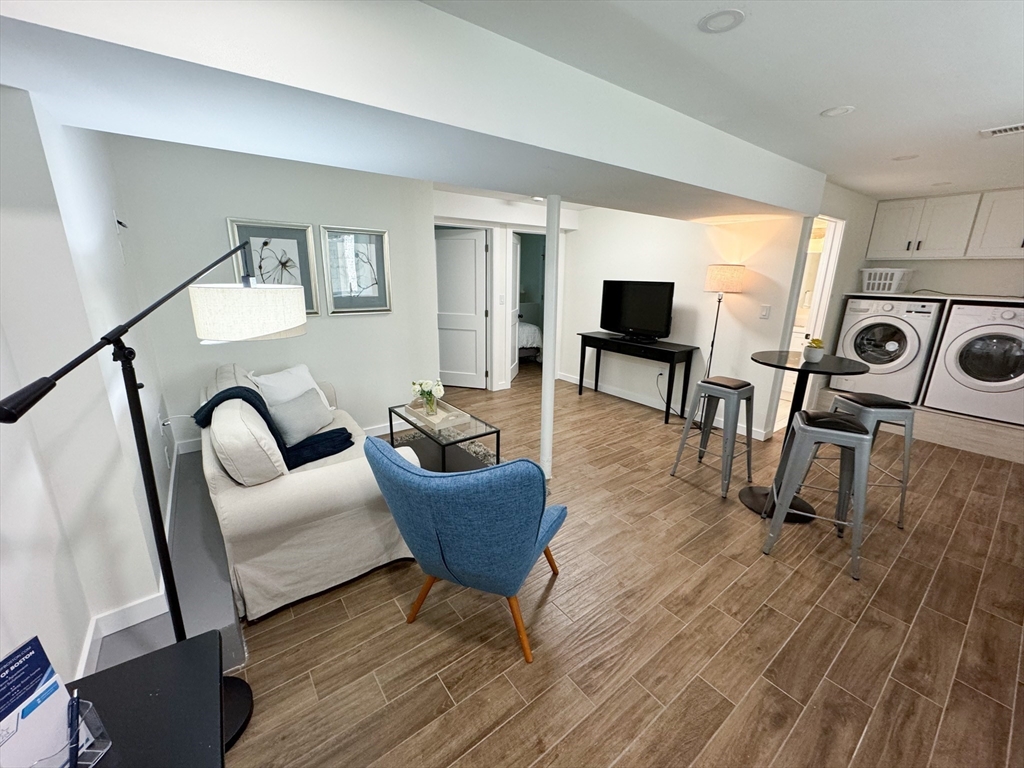 3 bed, 1 bath apartment for rent at 41 Wiltshire Unit A, Boston — photo 5 of 18