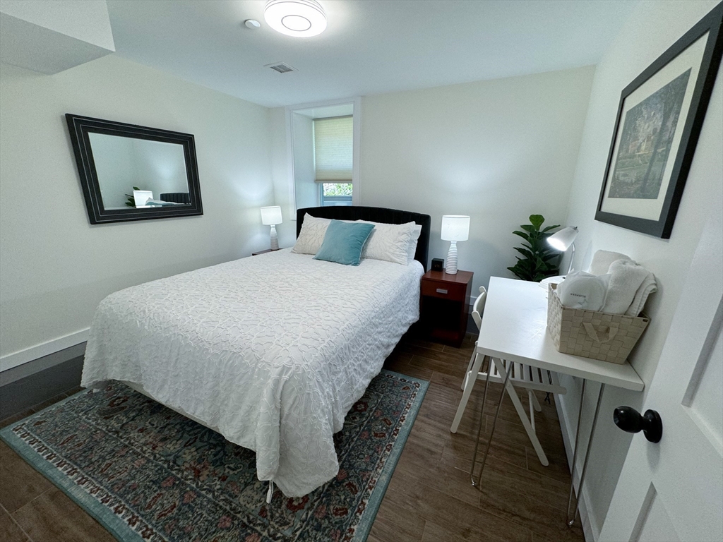 3 bed, 1 bath apartment for rent at 41 Wiltshire Unit A, Boston — photo 11 of 18