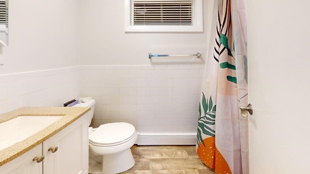 1 bed, 1 bath apartment for rent at 41 Winter Unit B, Waltham — photo 9 of 16