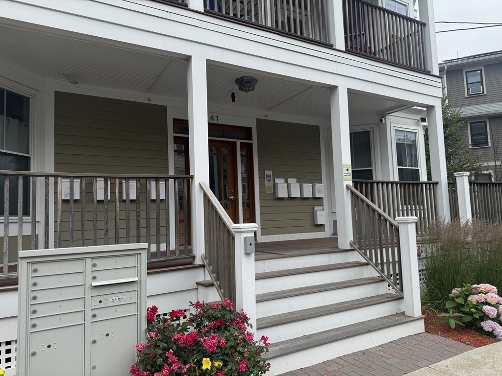 2 bed, 1 bath apartment for rent at 41 Woodville St Unit 4, Roxbury — photo 16 of 17