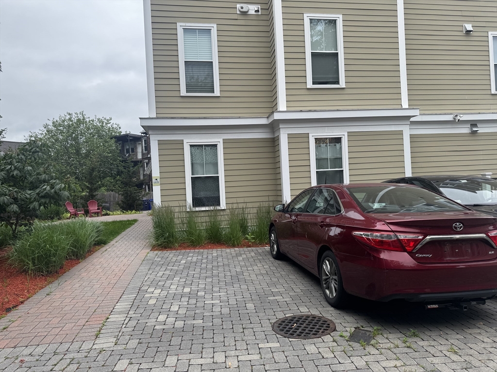 2 bed, 1 bath apartment for rent at 41 Woodville St Unit 4, Roxbury — photo 15 of 17