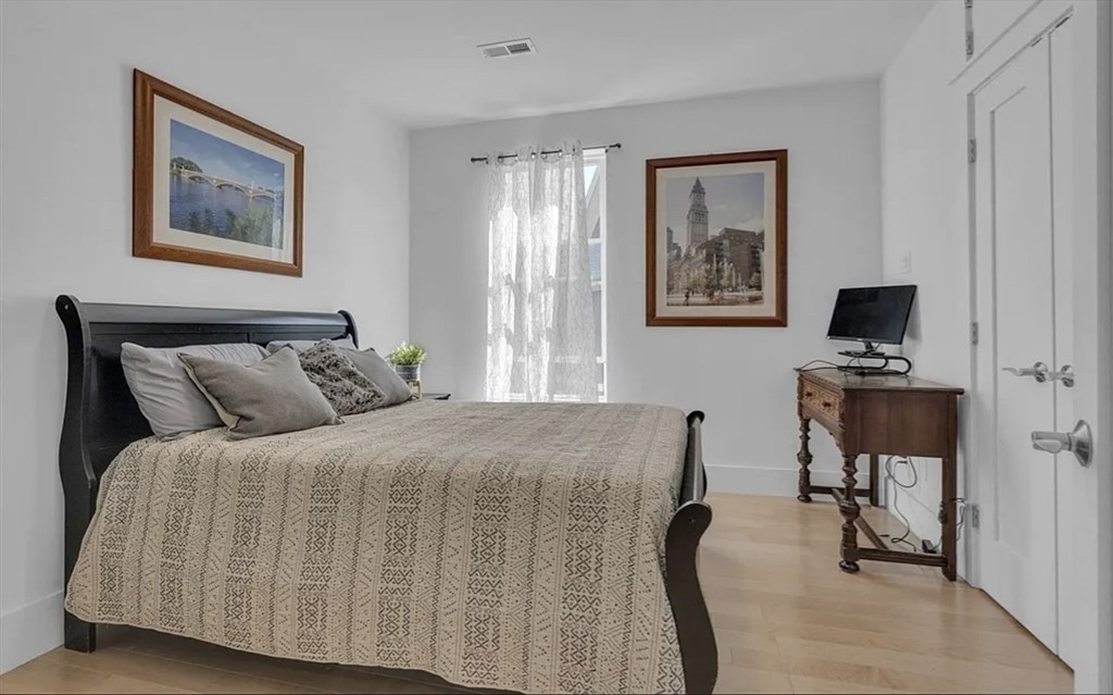 2 bed, 1 bath apartment for rent at 41 Woodville St Unit 4, Roxbury — photo 9 of 17