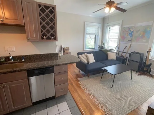 1 bed, 1 bath apartment for rent at 41 Worcester Sq Unit 6, South End — photo 4 of 14