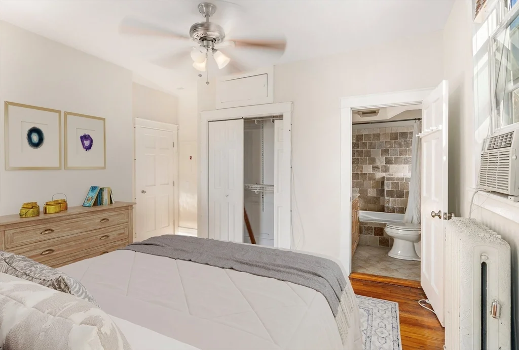 2 bed, 2 bath apartment for rent at 41 Worcester Sq Unit 8, South End — photo 8 of 11