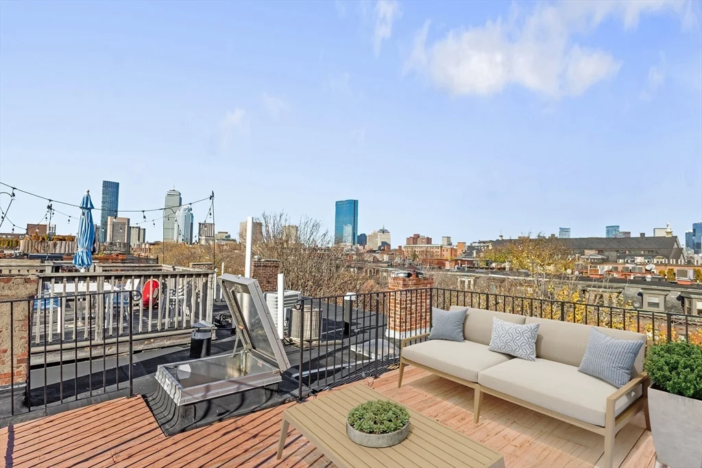 2 bed, 2 bath apartment for rent at 41 Worcester Sq Unit 8, South End — photo 6 of 11