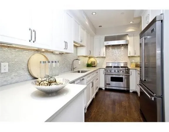 3 bed, 2.5 bath apartment for rent at 410 Boylston St Unit 03, Back Bay — photo 4 of 20