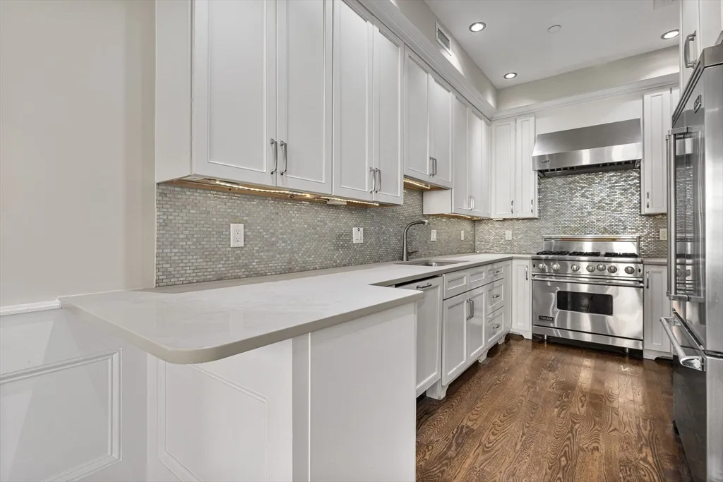 3 bed, 2.5 bath apartment for rent at 410 Boylston St Unit 03, Back Bay — photo 15 of 20