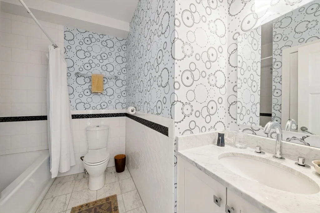 2 bed, 2 bath apartment for rent at 410 Columbus Ave Unit 3, South End — photo 21 of 26