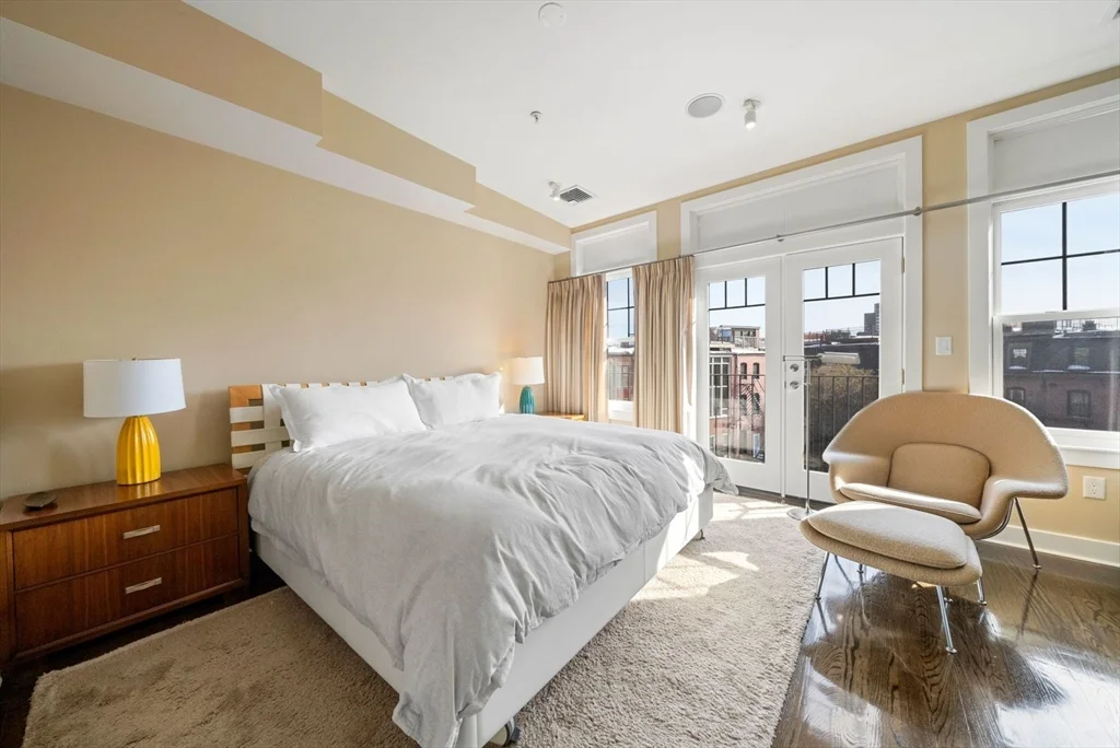 2 bed, 2 bath apartment for rent at 410 Columbus Ave Unit 3, South End — photo 13 of 26