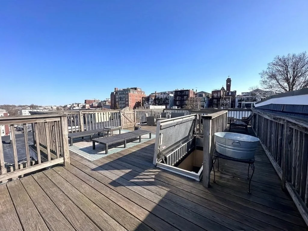 2 bed, 1 bath apartment for rent at 410 E 3rd Unit 3, South Boston — photo 11 of 11