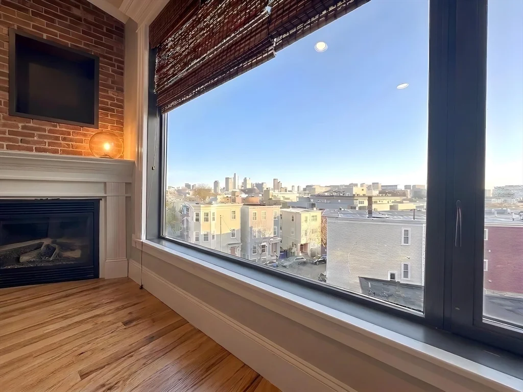 2 bed, 1 bath apartment for rent at 410 E 3rd Unit 3, South Boston — photo 4 of 11