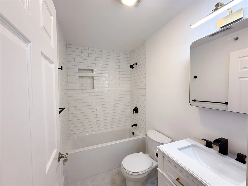 2 bed, 2 bath apartment for rent at 410 Salem St Unit 1003, Wakefield — photo 14 of 17