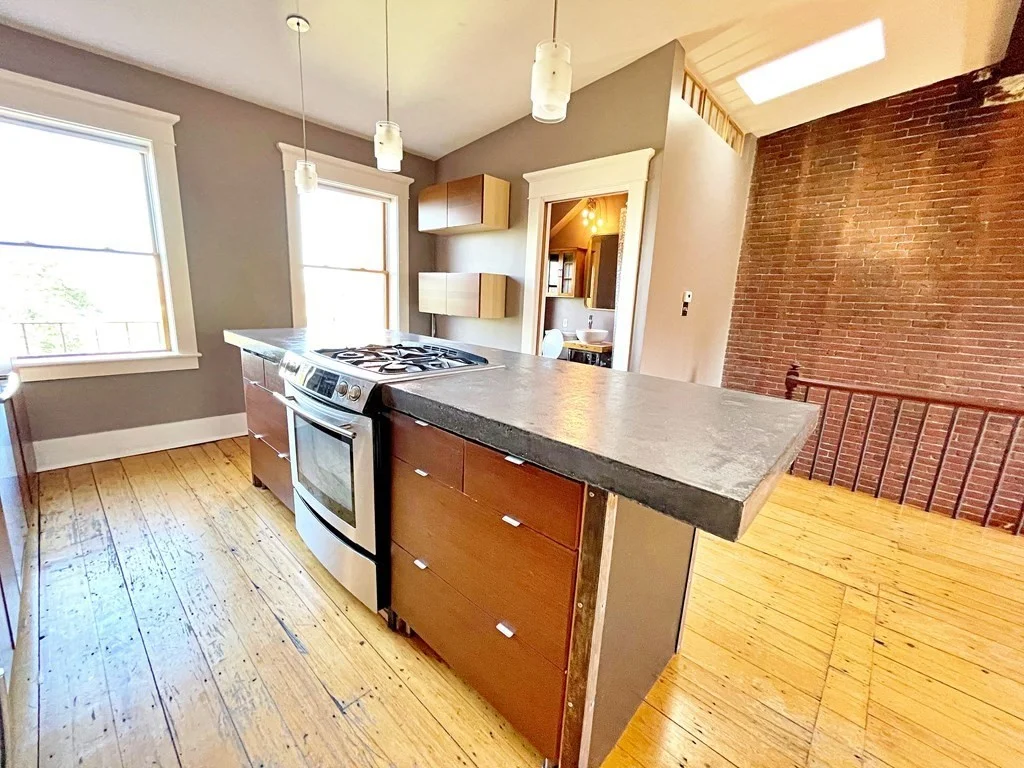2 bed, 2 bath apartment for rent at 410 Sumner St Unit 2, East Boston — photo 6 of 18