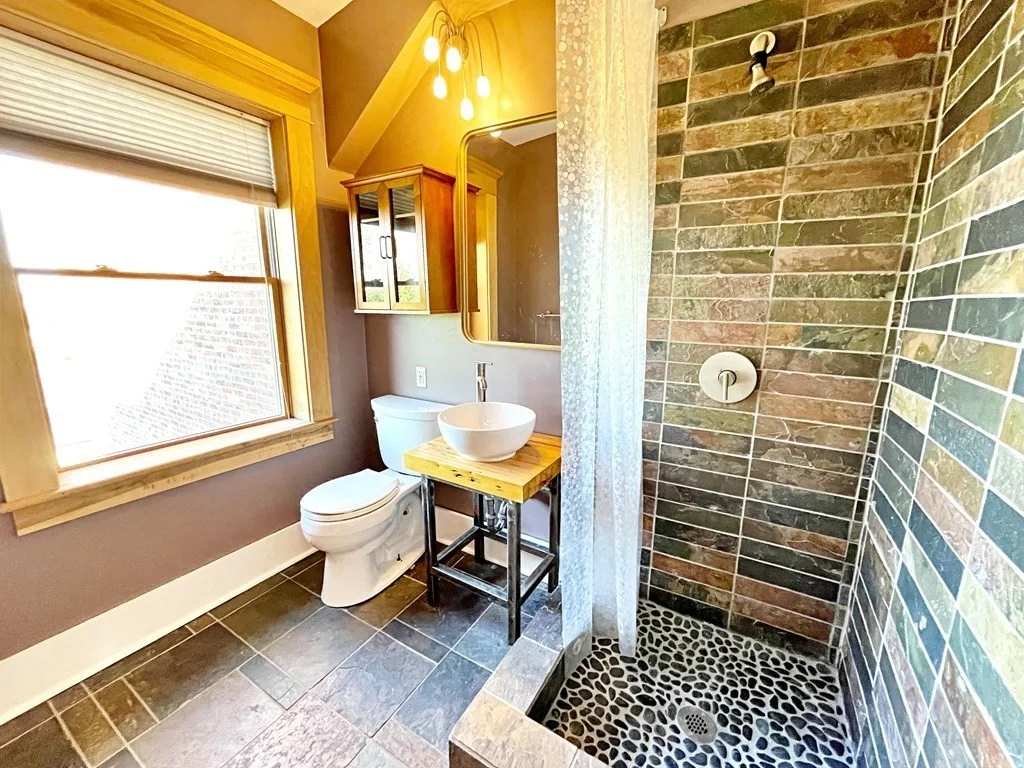 2 bed, 2 bath apartment for rent at 410 Sumner St Unit 2, East Boston — photo 8 of 18