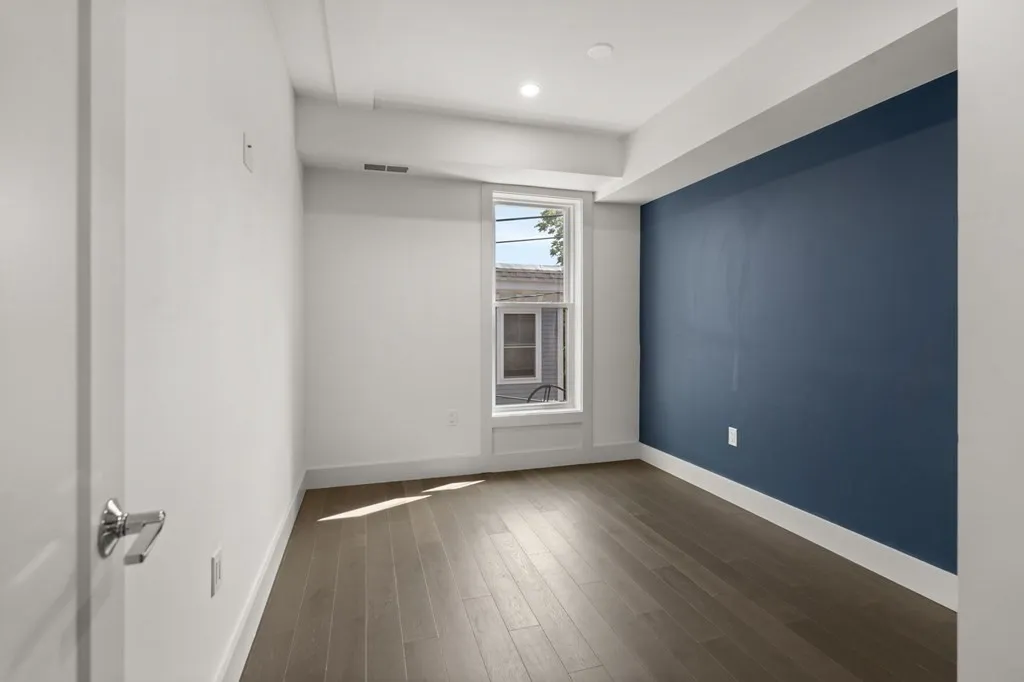3 bed, 2 bath apartment for rent at 410 West Broadway Unit 205, South Boston — photo 11 of 21