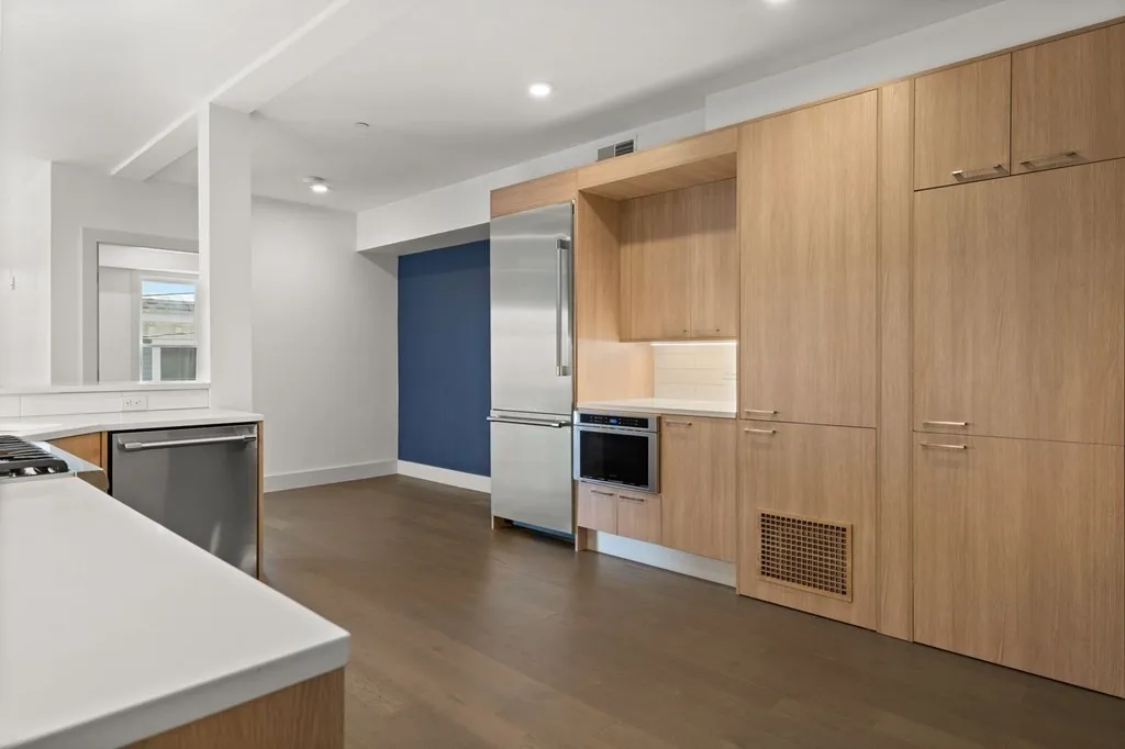 3 bed, 2 bath apartment for rent at 410 West Broadway Unit 205, South Boston — photo 9 of 21
