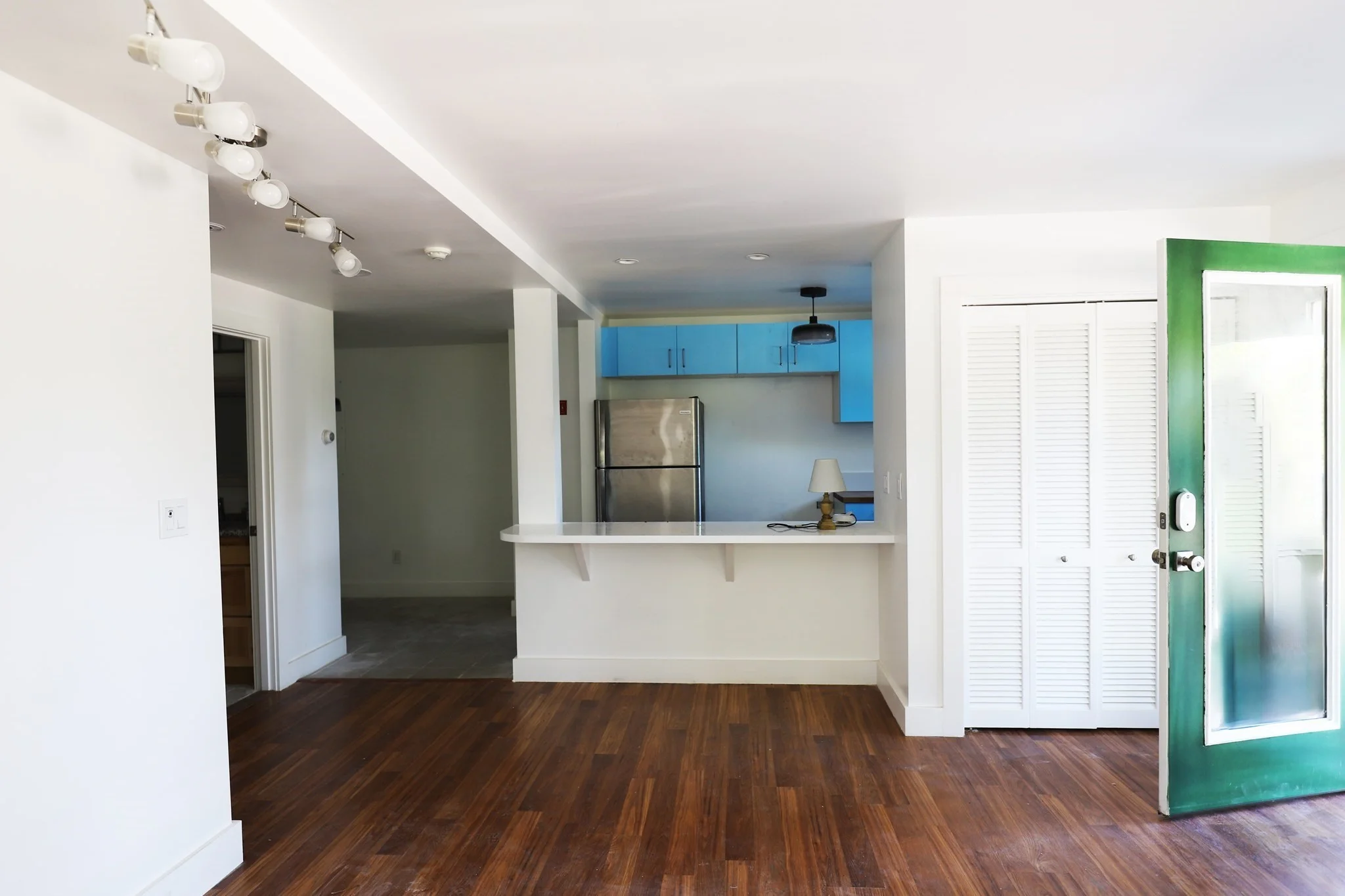 1 bed, 1 bath apartment for rent at 410 West Falmouth Hwy Rte 28a Unit 8, West Falmouth — photo 3 of 6