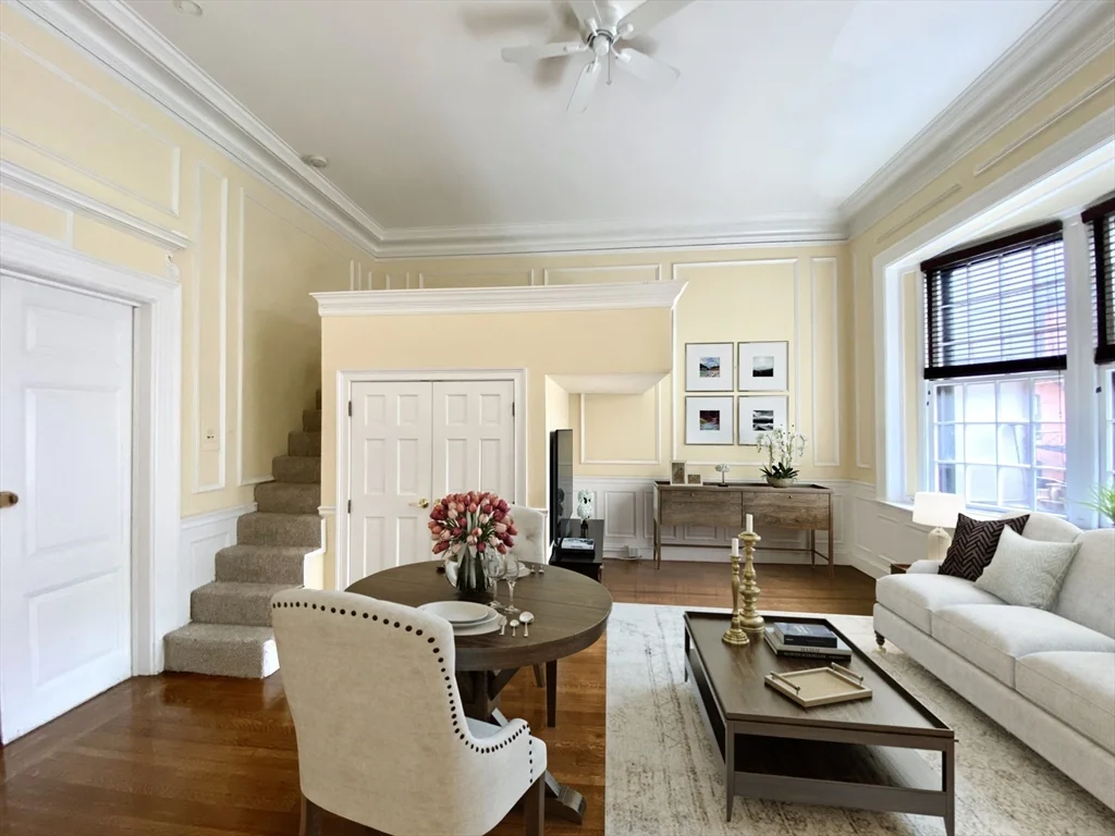 Studio bed, 1 bath apartment for rent at 411 Beacon Unit 4, Back Bay