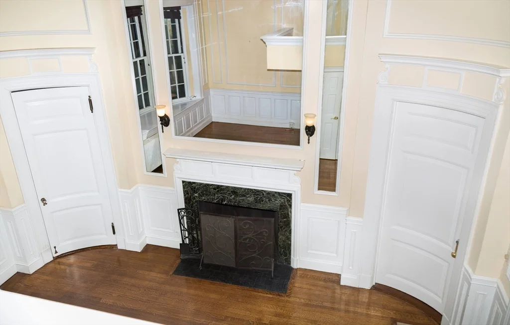 Studio bed, 1 bath apartment for rent at 411 Beacon Unit 4, Back Bay — photo 12 of 26