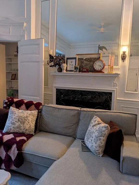 Studio bed, 1 bath apartment for rent at 411 Beacon Unit 4, Back Bay — photo 26 of 26